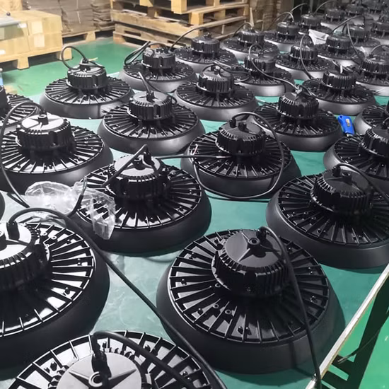 210lm/W Dim Store Gym Sport Court Factory Workshop Sensor Industrielle LED-Beleuchtung Low Bay Lampe 300W 250W 100W 150W 200W UFO LED High Bay Light für Lager